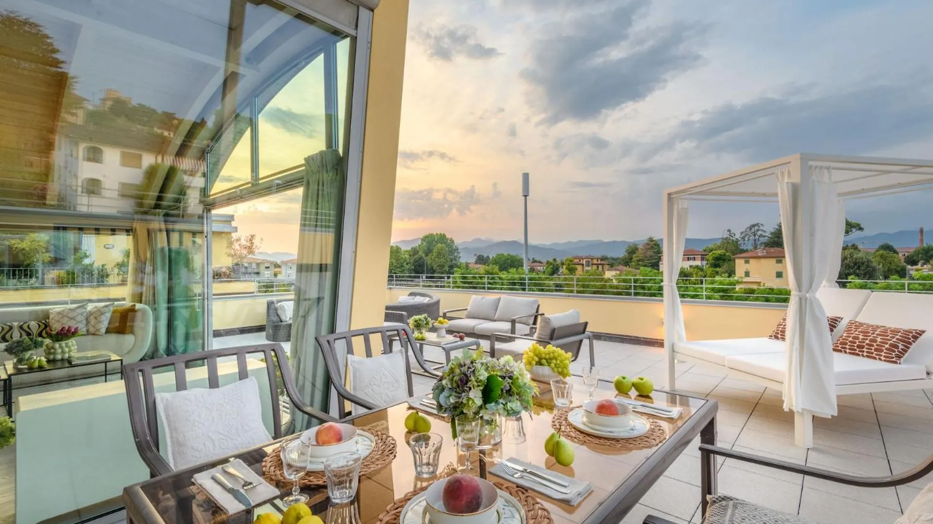 Luce Terrace Panoramic Loft With Elevator, Park In Lucca Apartment